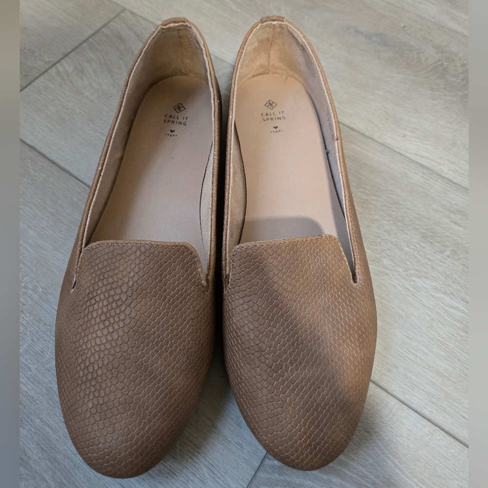 Call It Spring neutral tan snakeskin print loafers, size 7, like new - Picture 3 of 5